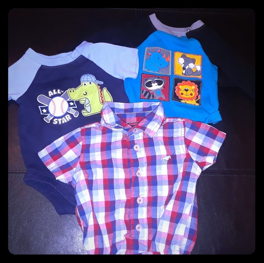 3 onesies.